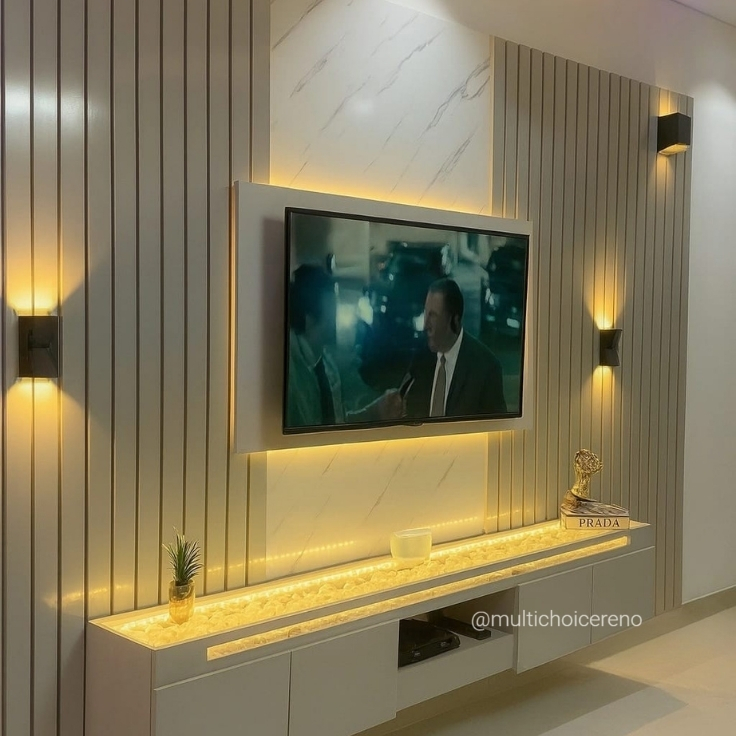 TV lounge with light